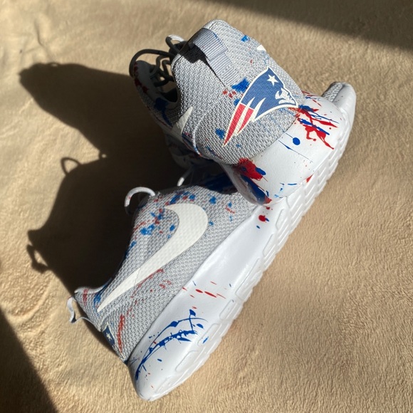Men’s Custom Nike New England Patriots Sneakers NWOT - Picture 5 of 10